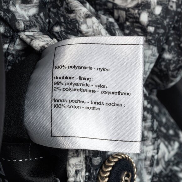 Chanel Reversible Grey Tweed-Printed & Black Nylon Jacket - Picture 15 of 16